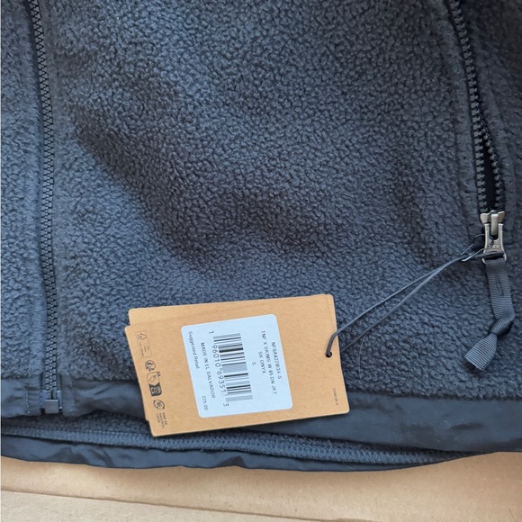 SKIMS x Northface retro DENALI fleece jacket - Picture 4 of 9